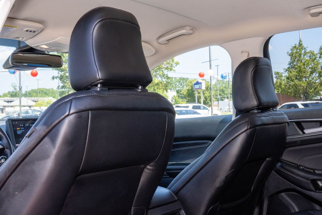 2024 Ford Edge Titanium - Photo 15