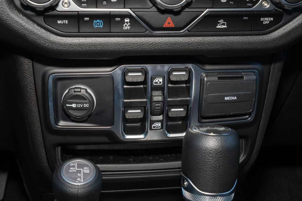 2025 Jeep Wrangler 4xe Sports S 4XE - Photo 18