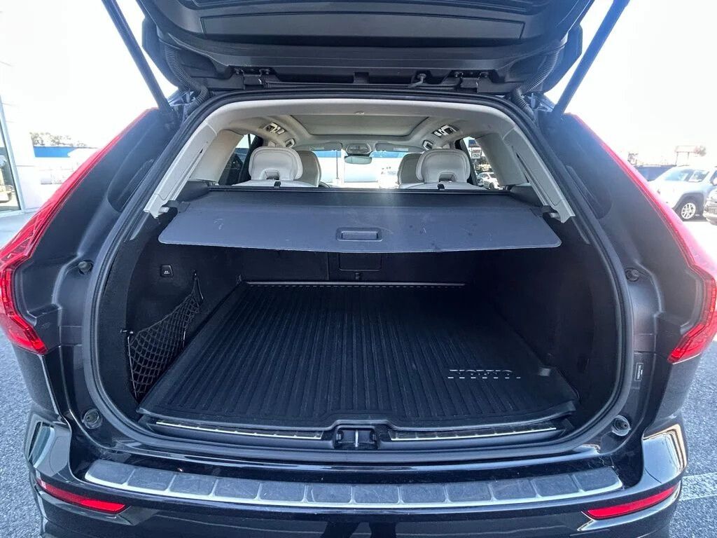 2023 Volvo XC60 Ultimate - Photo 25