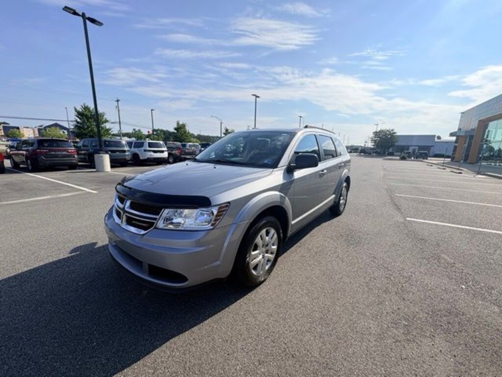Used 2019 Dodge Journey SE SUV