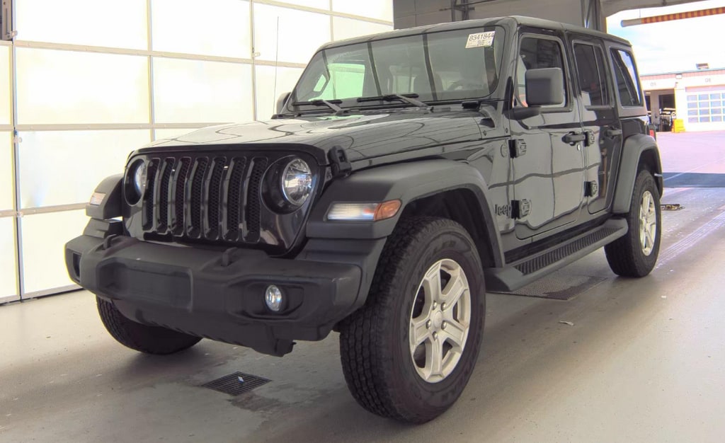 2022 Jeep Wrangler Sport S's photo