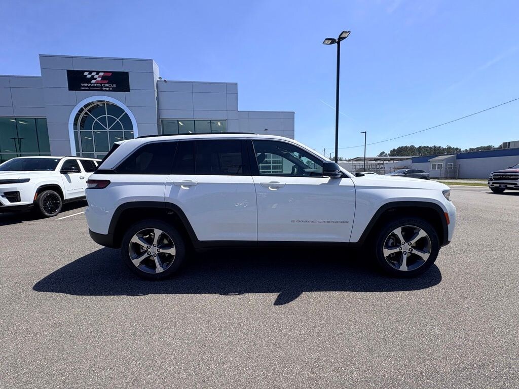 New 2026 Jeep Grand Cherokee LIMITED 4X4 Sport Utility