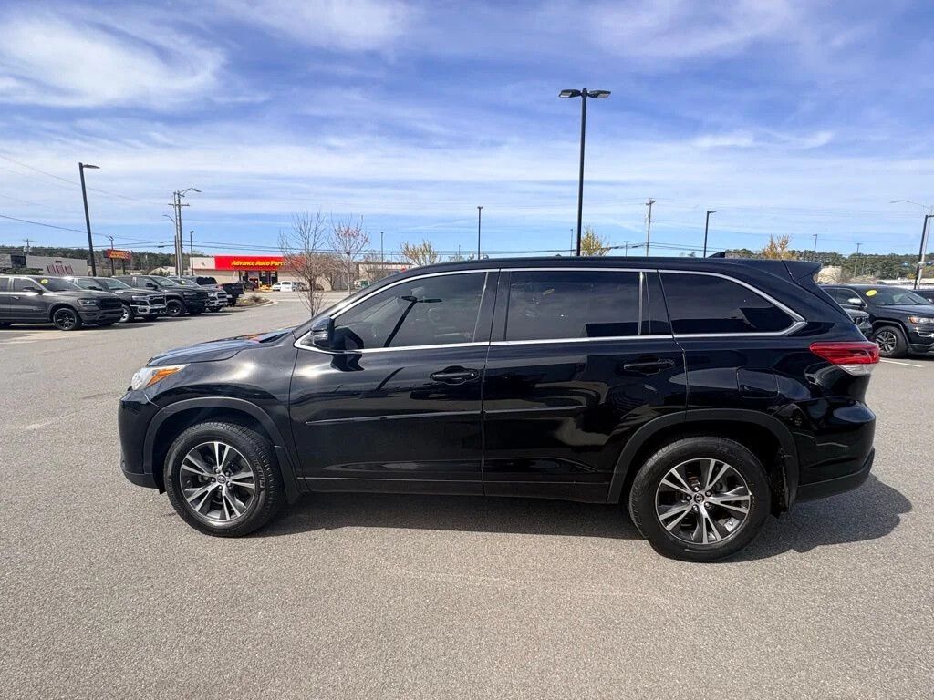 2017 Toyota Highlander