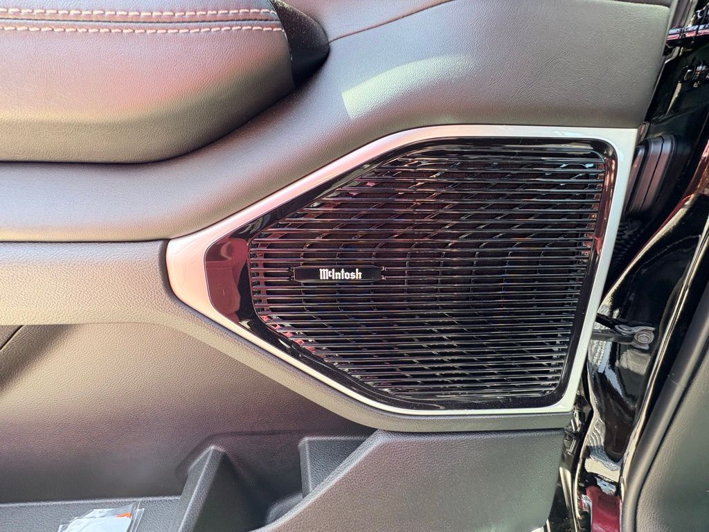 2026 Jeep Grand Wagoneer Limited Reserve - Photo 21