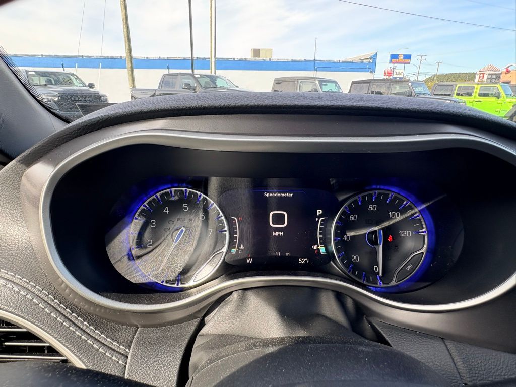 2026 Chrysler Pacifica Select - Photo 25
