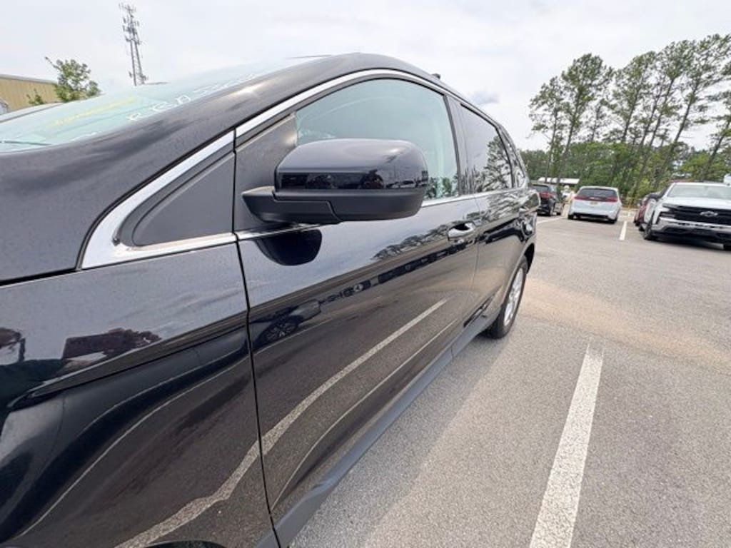 Used 2024 Ford Edge SEL SUV