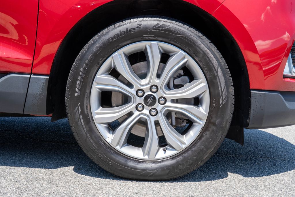 2024 Ford Edge Titanium - Photo 31