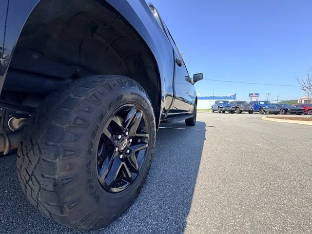 2022 Chevrolet Silverado 1500 Limited Custom - Photo 7