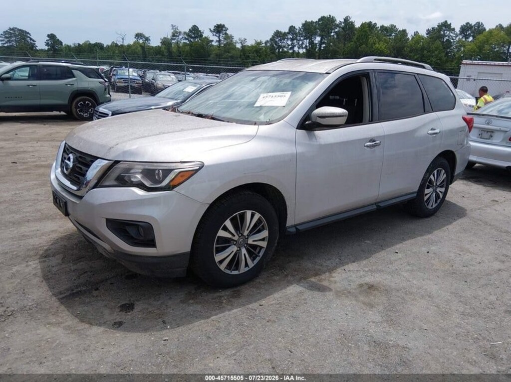Used 2020 Nissan Pathfinder SV