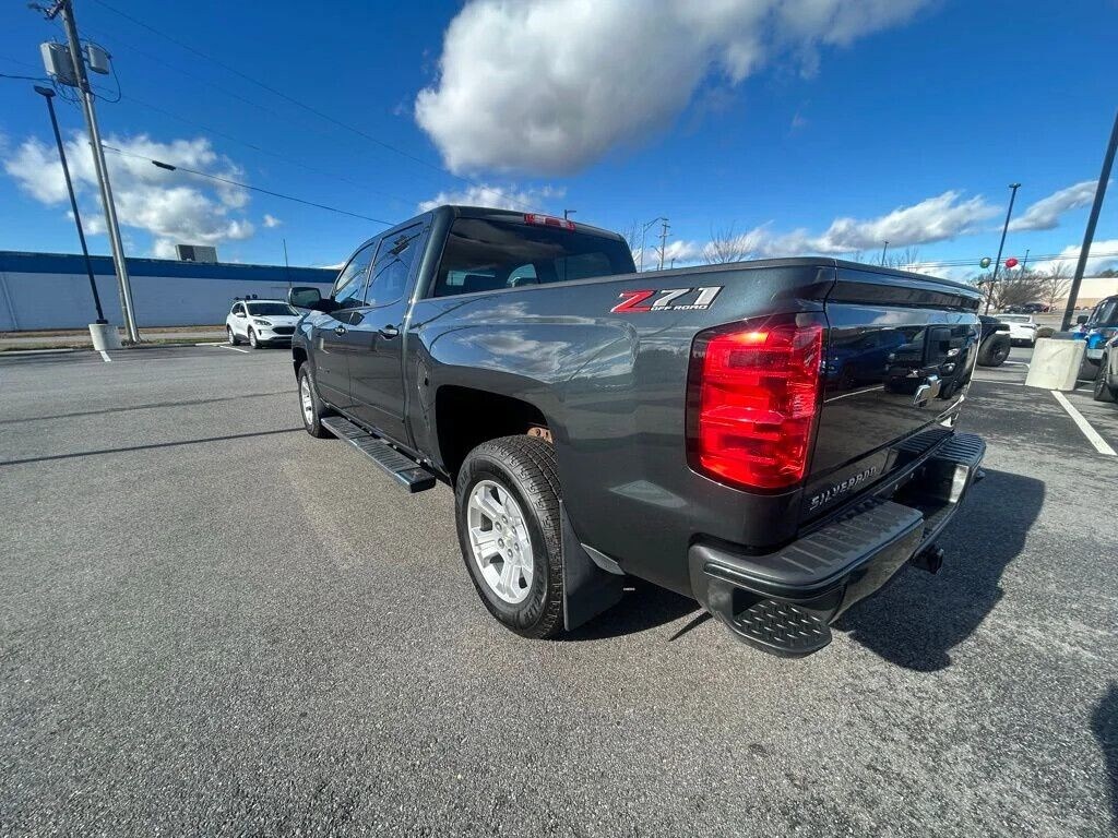 Used 2018 Chevrolet Silverado 1500 LT Truck