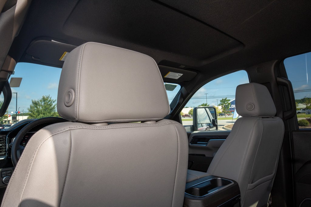 2026 GMC Sierra 2500HD SLT - Photo 16