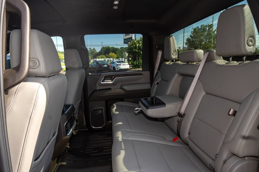 2026 GMC Sierra 2500HD SLT - Photo 17