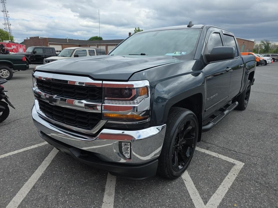 2018 Chevrolet Silverado 1500 LT 4X4 Crew Cab Short Box's photo