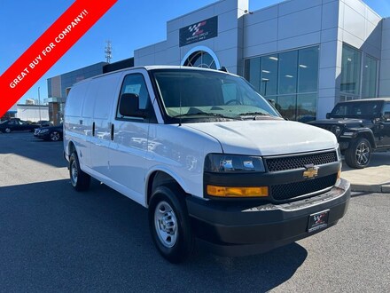 2025 Chevrolet Express Cargo WT Van