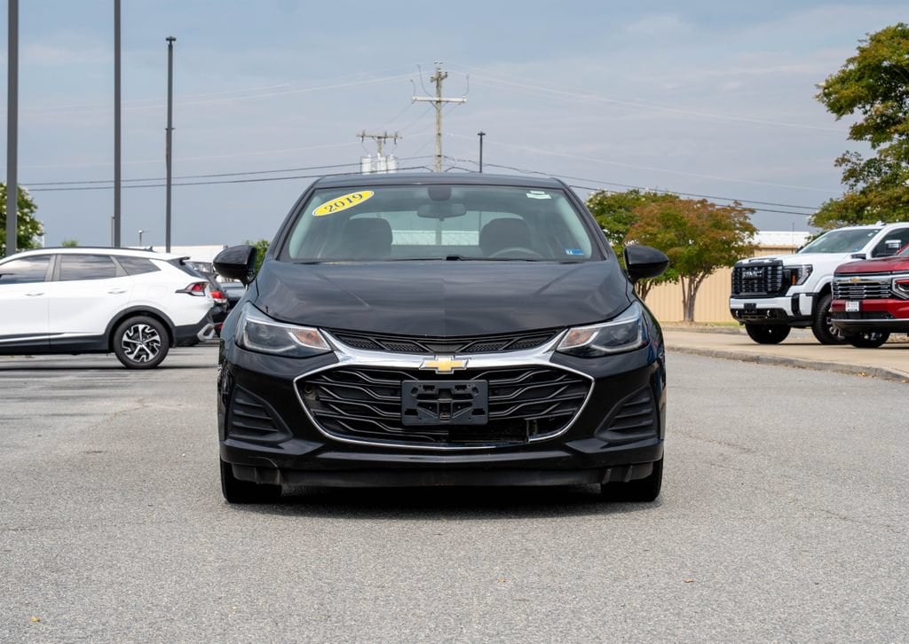 Used 2019 Chevrolet Cruze LT with VIN 1G1BE5SM2K7116732 for sale in Franklin, VA