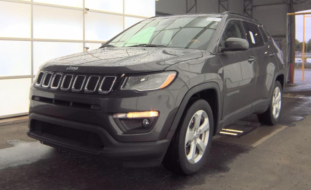 2018 Jeep Compass Latitude's photo