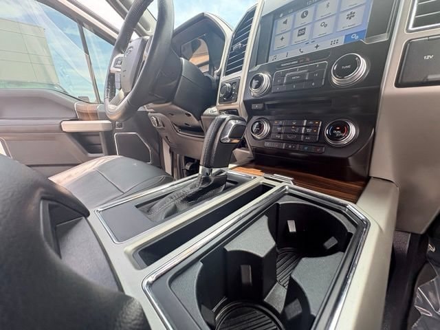 2017 Ford F-150 Lariat - Photo 30