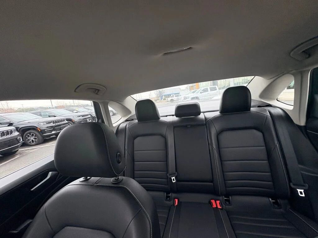 2024 Volkswagen Jetta SE - Photo 17