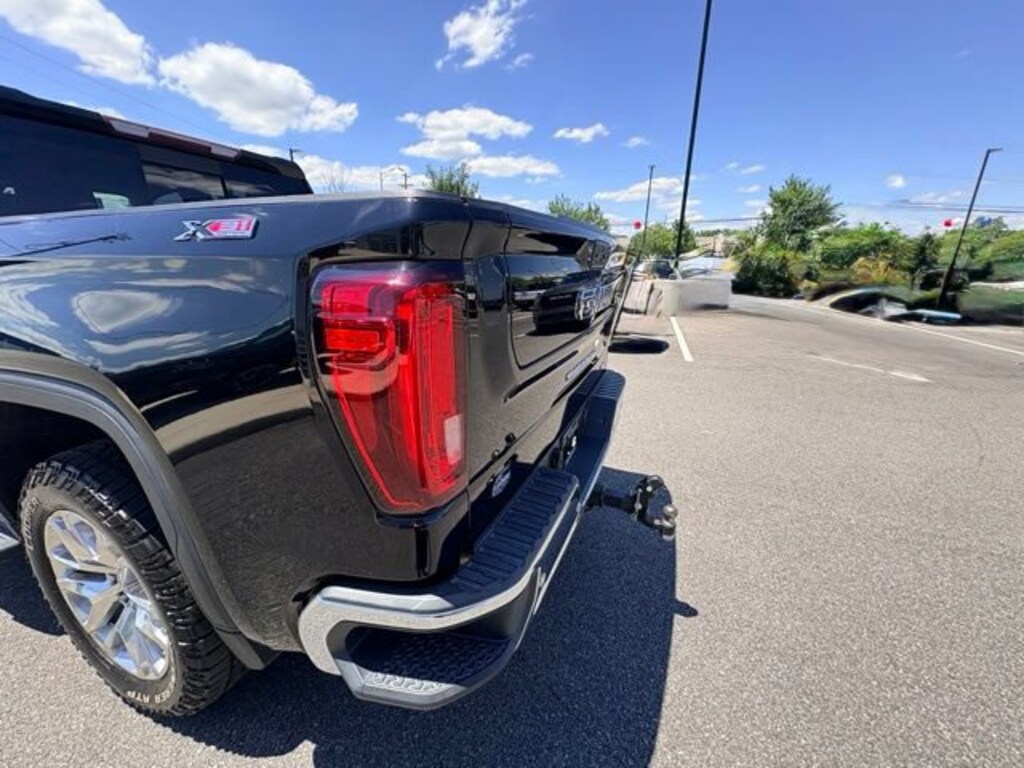 Used 2019 GMC Sierra 1500 SLT Truck