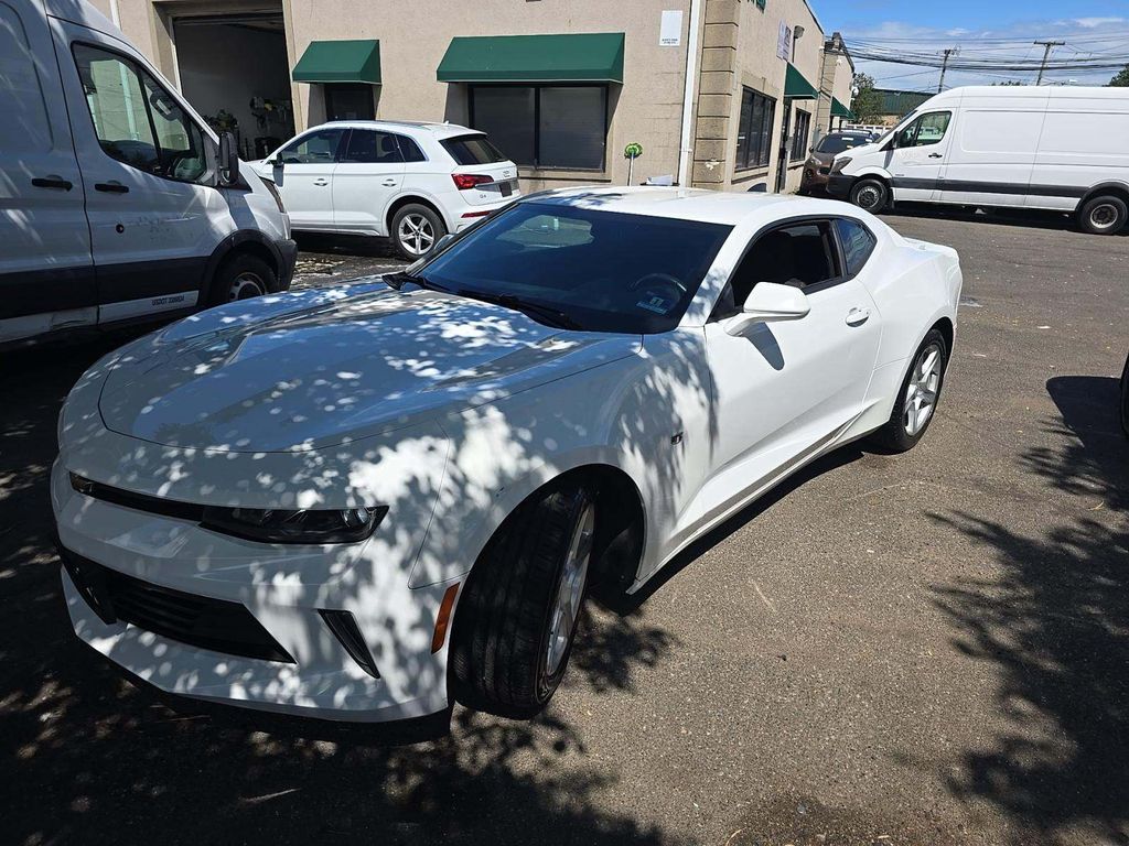 2017 Chevrolet Camaro 2.0 1LT Automatic's photo