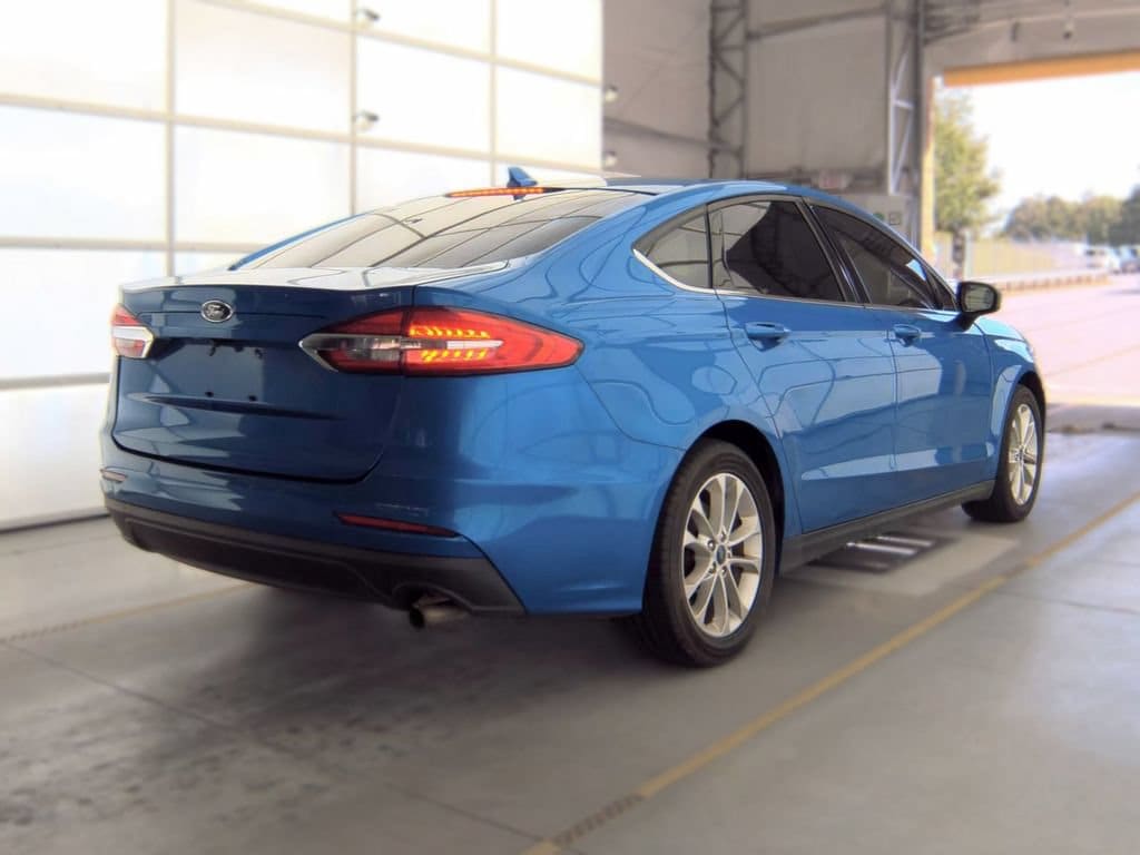 Used 2019 Ford Fusion SE with VIN 3FA6P0HD1KR248750 for sale in Franklin, VA