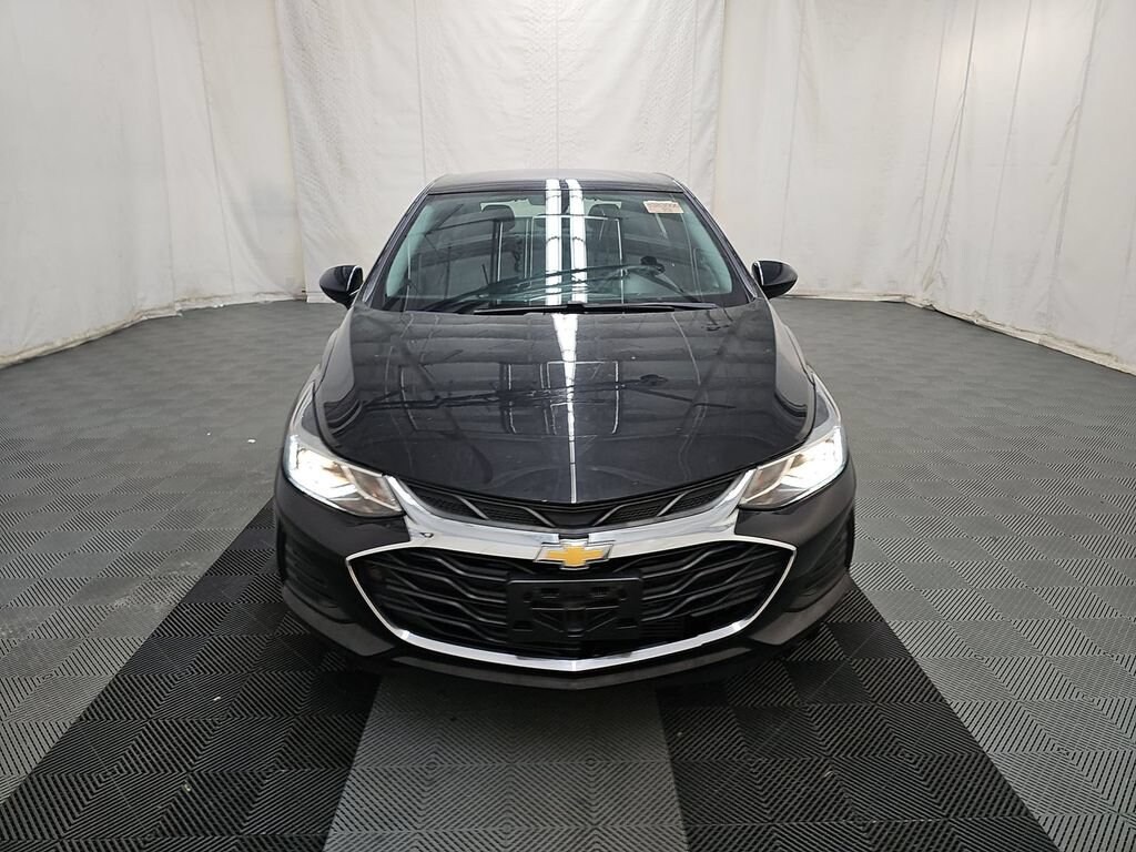 Used 2019 Chevrolet Cruze LT Car
