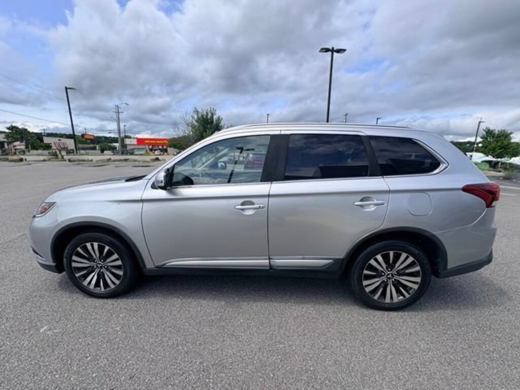 Used 2019 Mitsubishi Outlander ES