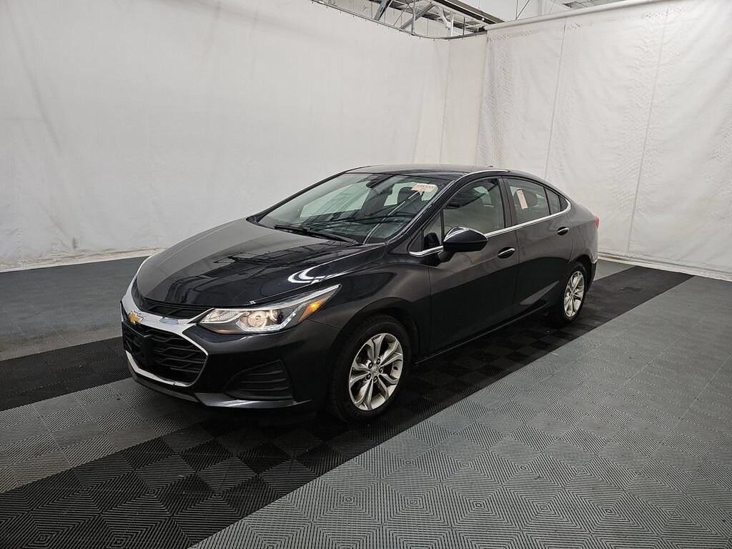 Used 2019 Chevrolet Cruze LT Car