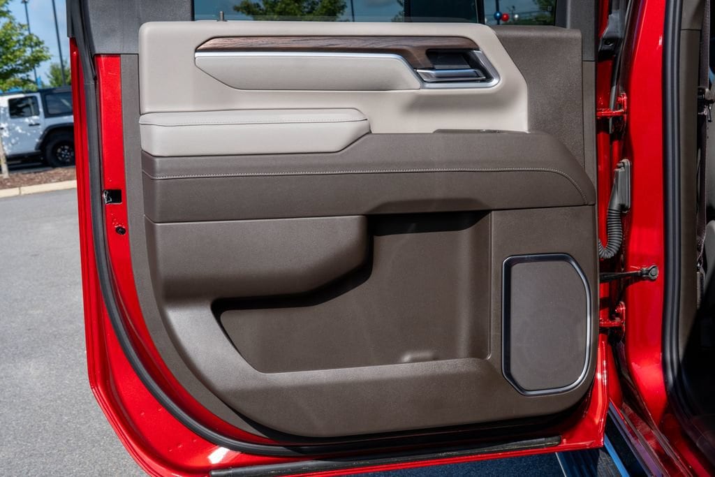 2026 GMC Sierra 2500HD SLT - Photo 11