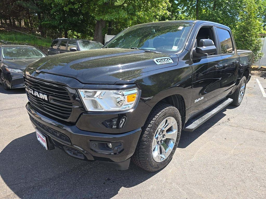 2019 RAM 1500 Big Horn/Lone Star 4x4 Crew Cab 5'7's photo