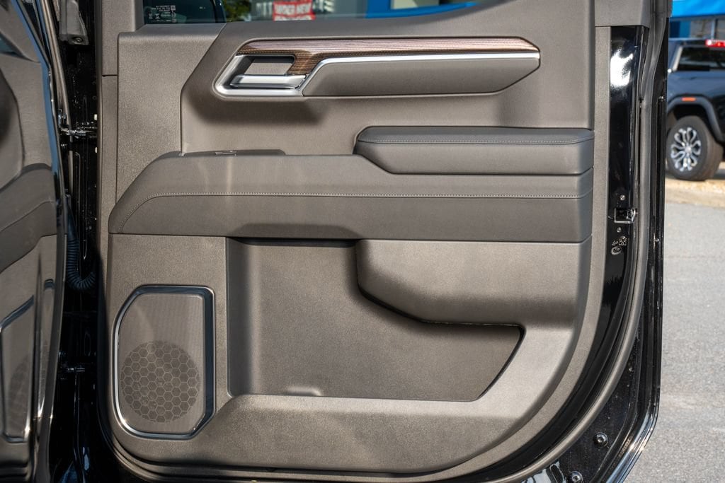 2026 Chevrolet Silverado 1500 LT Trail Boss - Photo 12