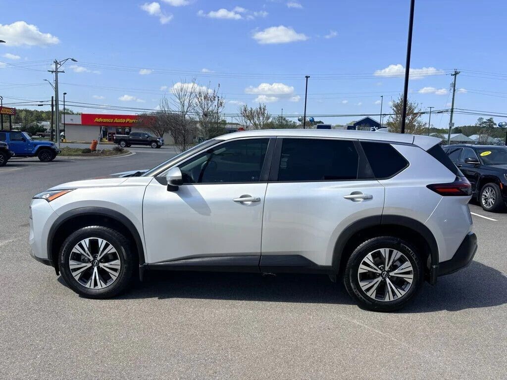 Used 2022 Nissan Rogue SV SUV