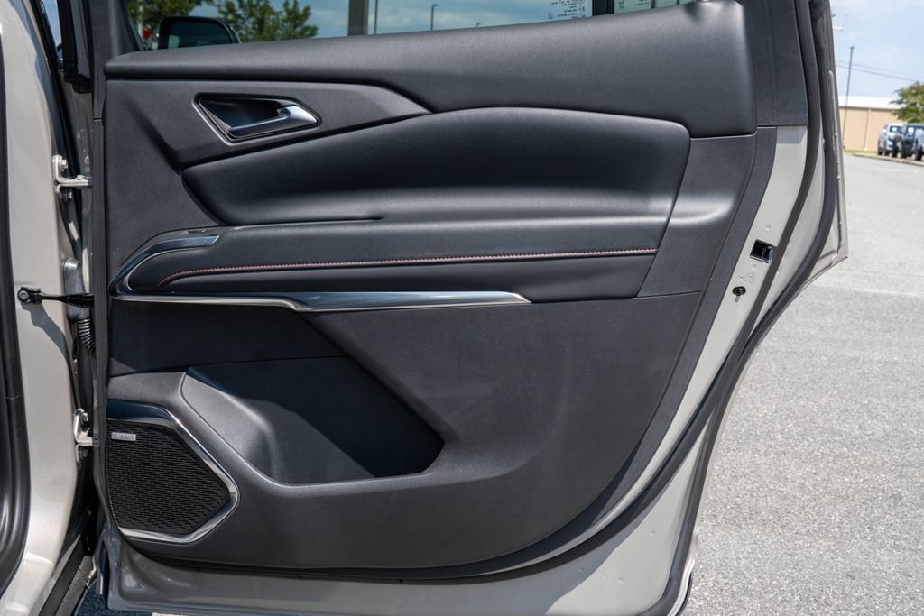2026 Chevrolet Traverse Z71 - Photo 12