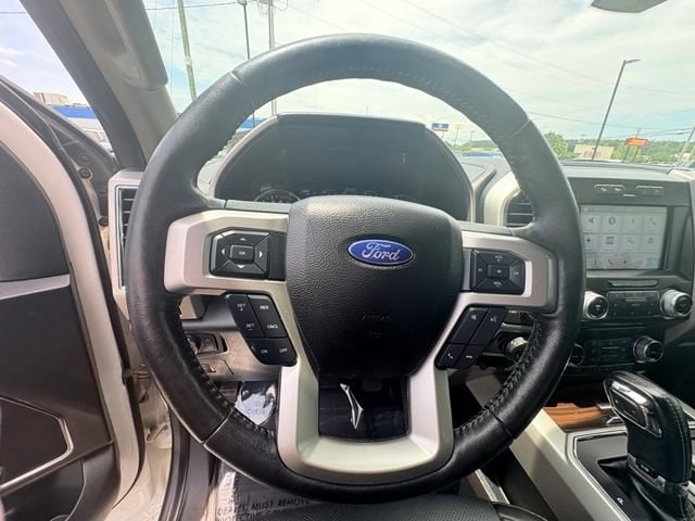 2017 Ford F-150 Lariat - Photo 23