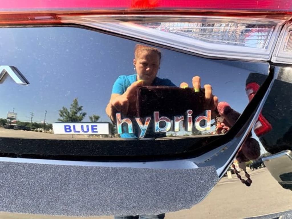 Used 2023 Hyundai Elantra Hybrid Blue Sedan