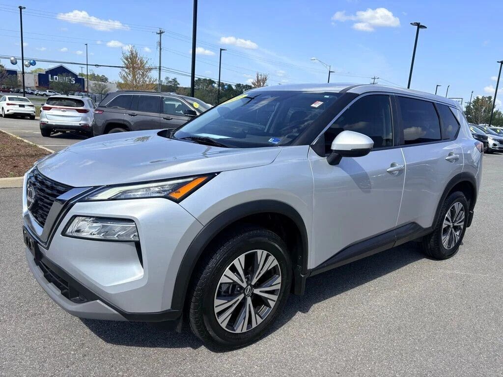 Used 2022 Nissan Rogue SV SUV