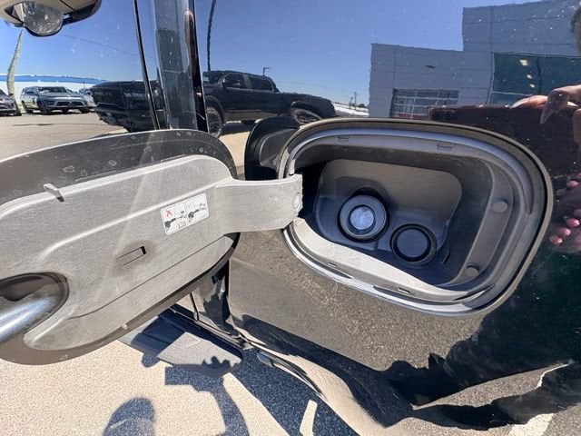 2022 Chevrolet Silverado 1500 Limited Custom - Photo 16
