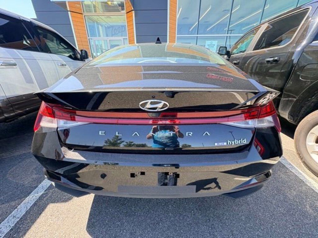 Used 2023 Hyundai Elantra Hybrid Blue Sedan