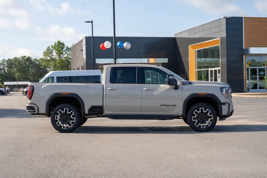 2026 GMC Sierra 2500HD AT4 - Photo 8