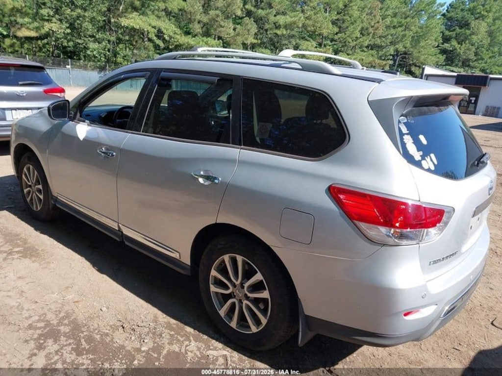 Used 2013 Nissan Pathfinder SL