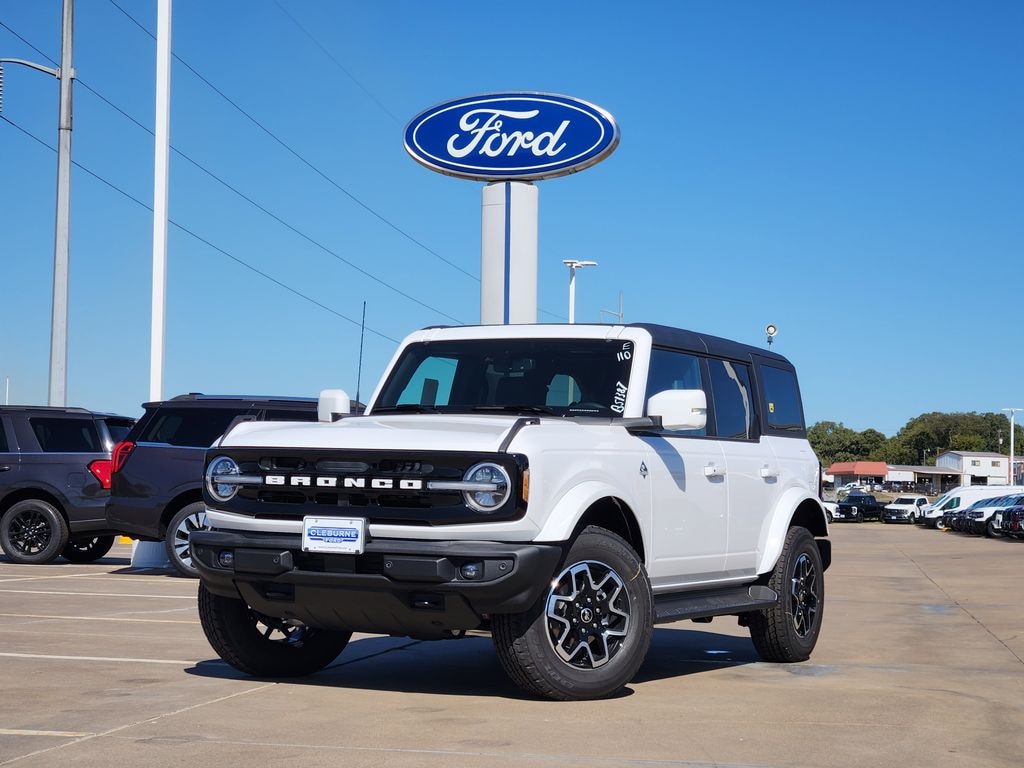 New 2025 Ford Bronco Outer Banks SUV