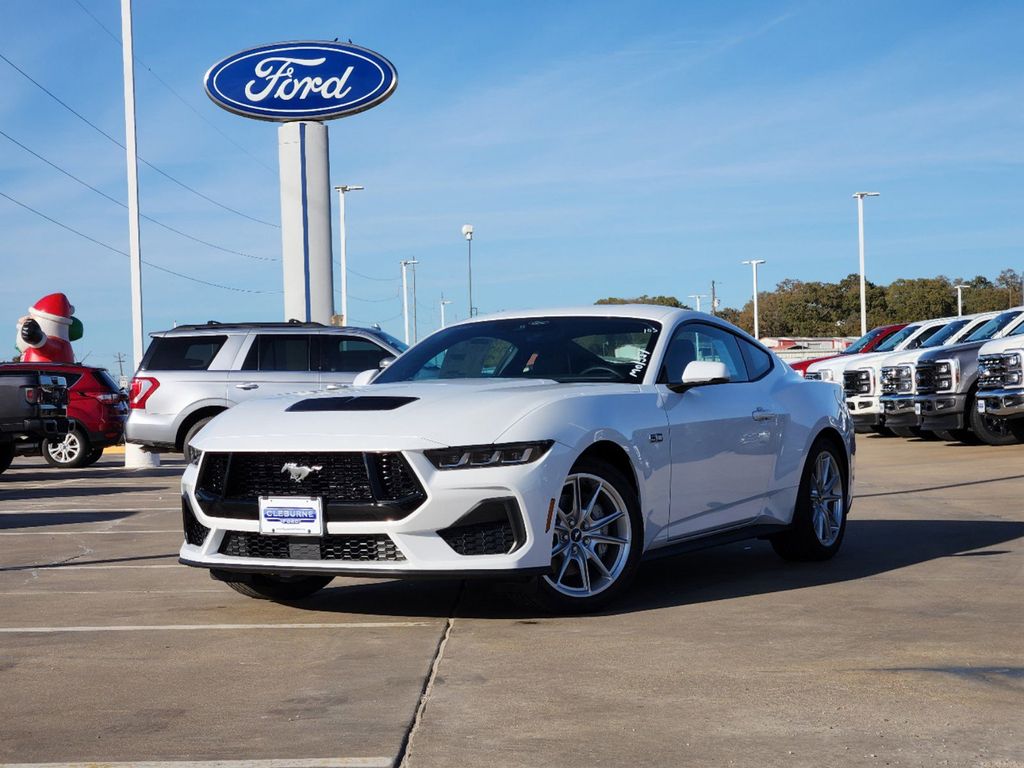 2025 Ford Mustang GT Premium photo 2