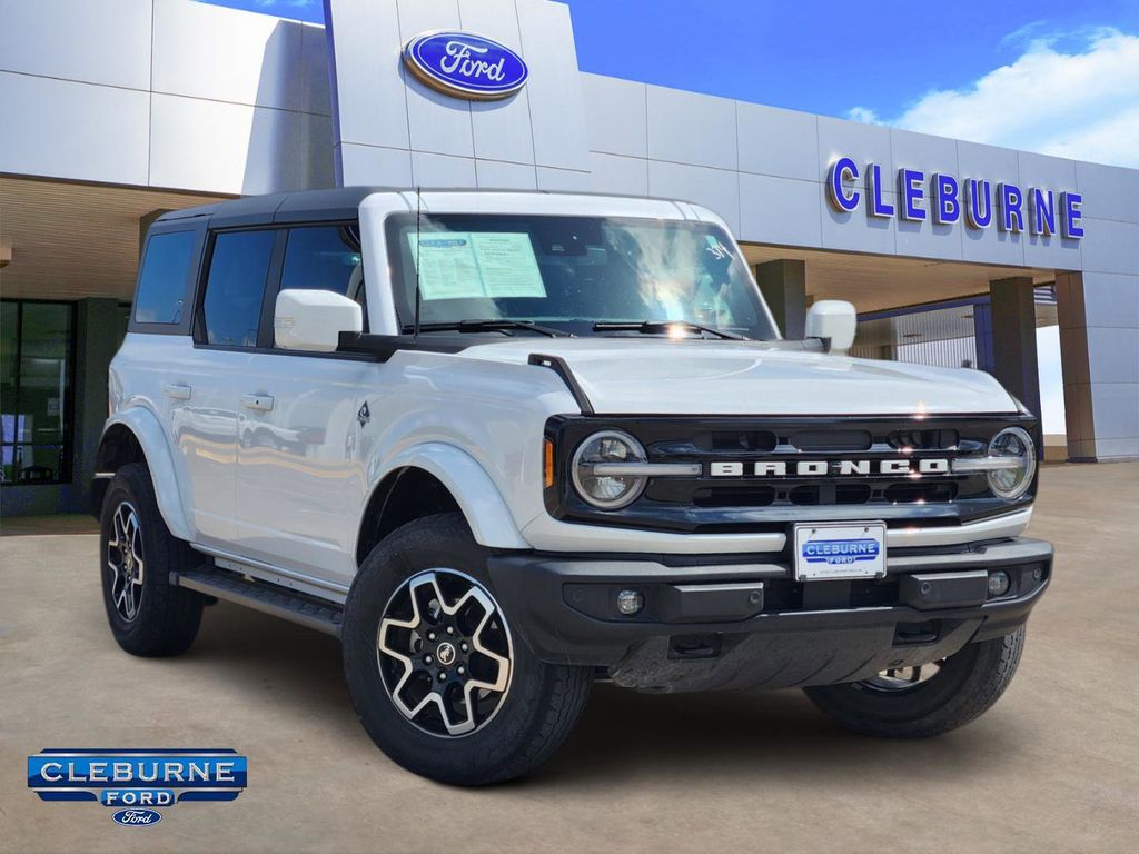 2024 Ford Bronco Outer Banks 4x4's photo