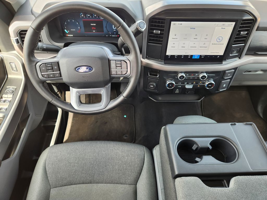2025 Ford F-150 XLT - Photo 25