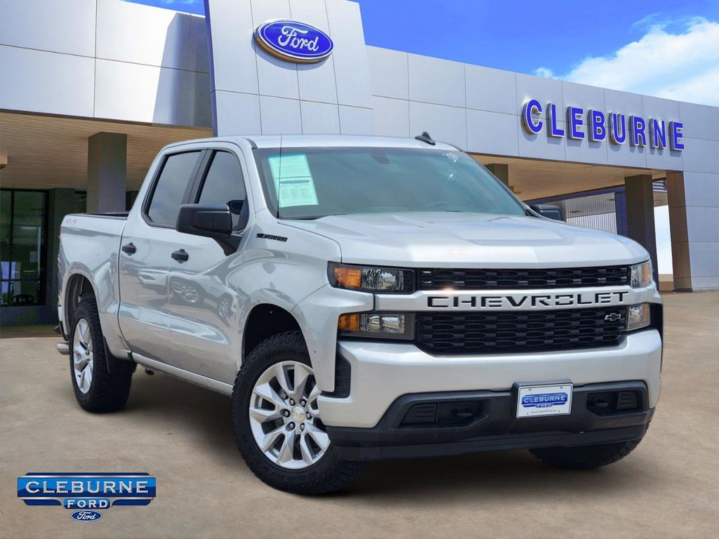 2020 Chevrolet Silverado 1500 Custom 4X4 Crew Cab Short Box's photo