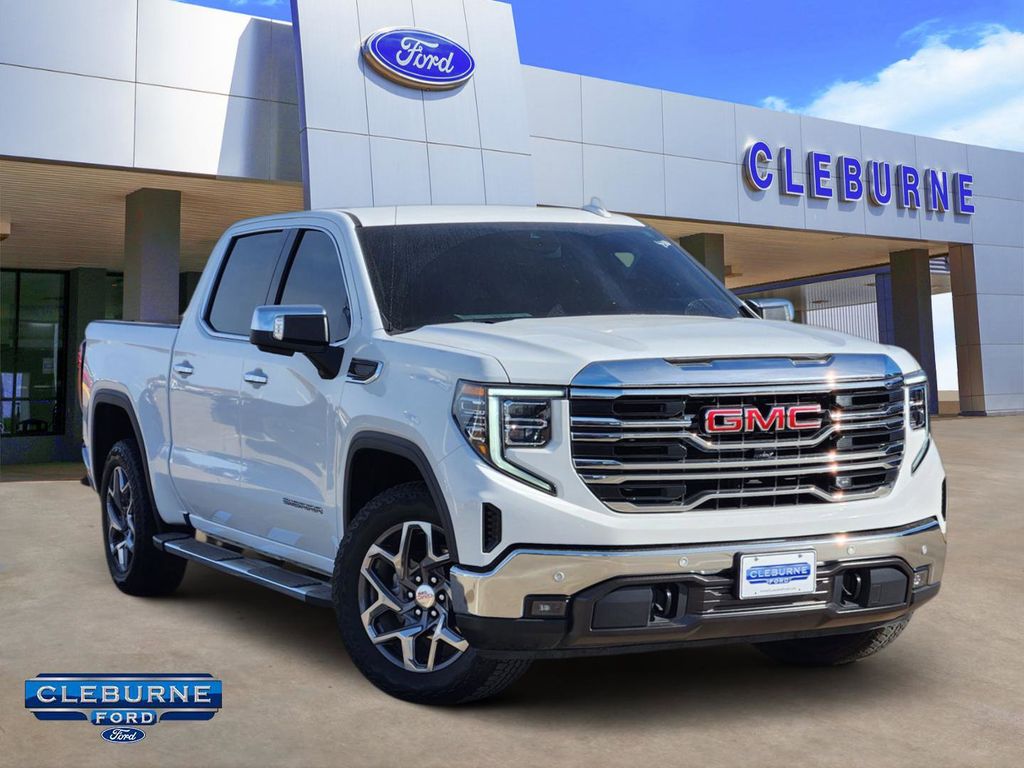2024 GMC Sierra 1500 SLT's photo