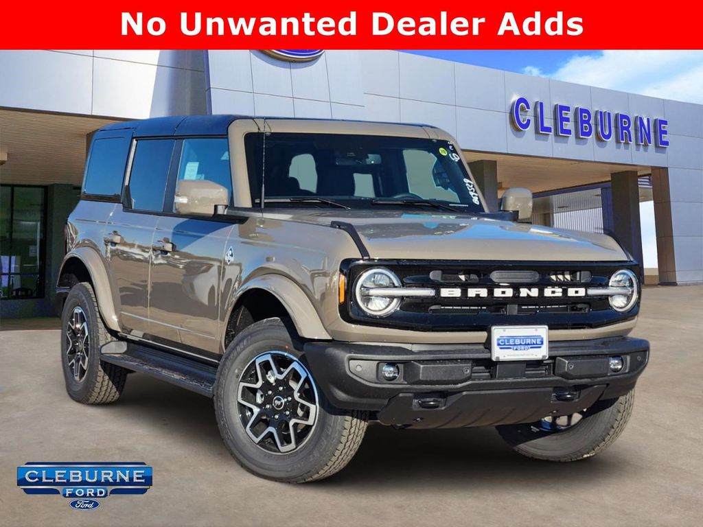 2025 Ford Bronco 4-Door Outer Banks's photo