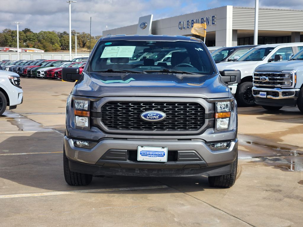 2023 Ford F-150 XL photo 2