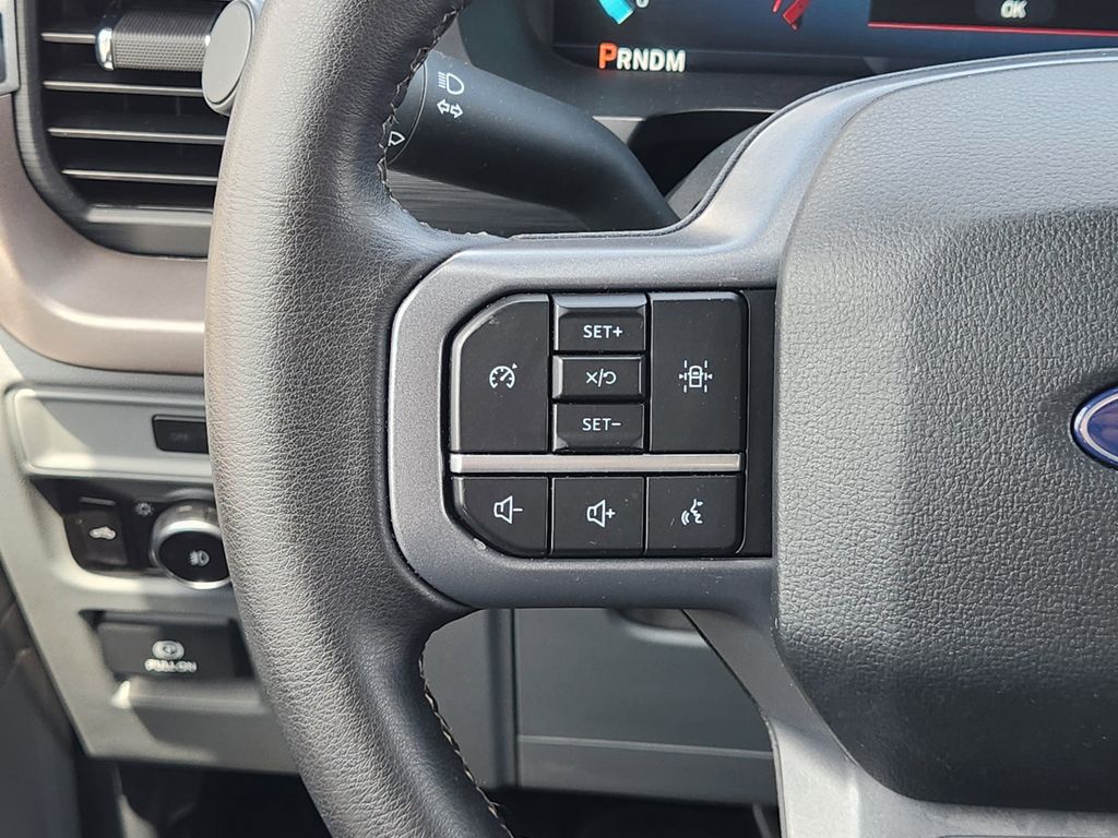 2025 Ford F-150 XLT - Photo 26