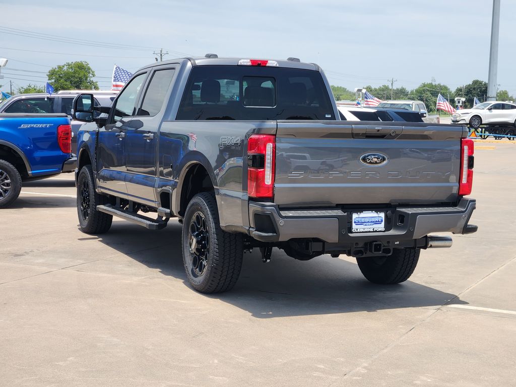 2025 Ford F-250 Lariat photo 4